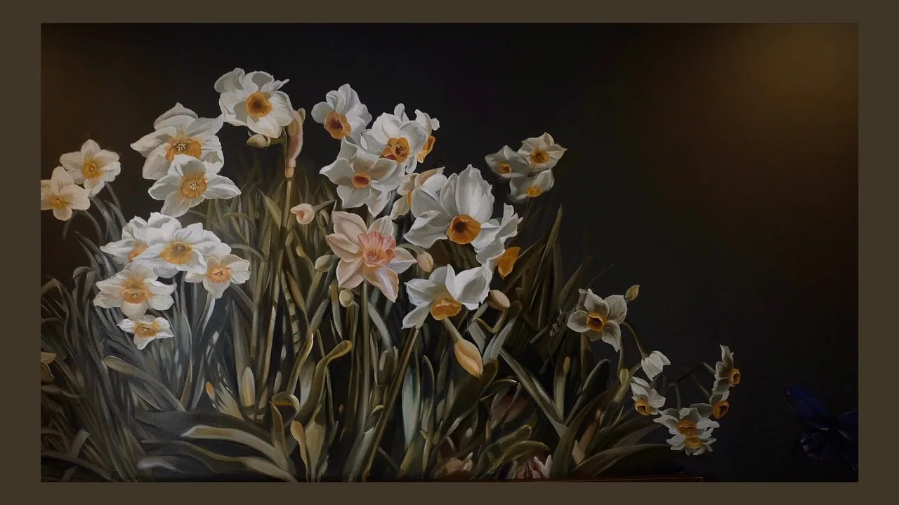 Hoa thủy tiên – biểu tượng của Narcissus Hotel & Apartment