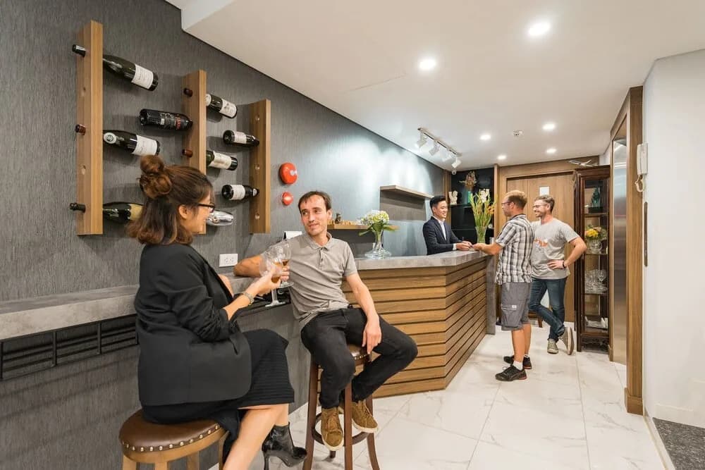 Sảnh và quầy lễ tân Narcissus Hotel & Apartment